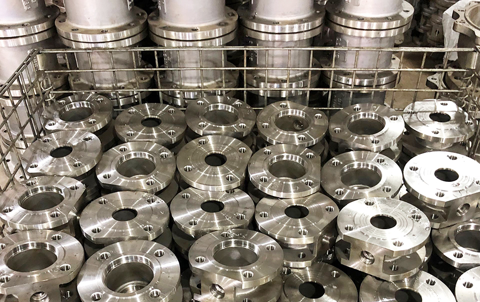 薄型對(duì)夾式球閥可根據(jù)用戶需要，可設(shè)有防靜電結(jié)構(gòu)和加鎖，防止誤操作